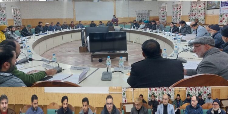 DC Kupwara chairs DLRC Meeting, Directs Stakeholders to work with added dedication for betterment of Youth