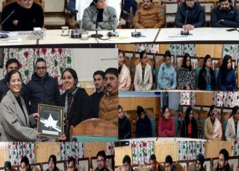 IAS probationers on Bharat Darshan engages in an insightful interactive session with Deputy Commissioner Kupwara