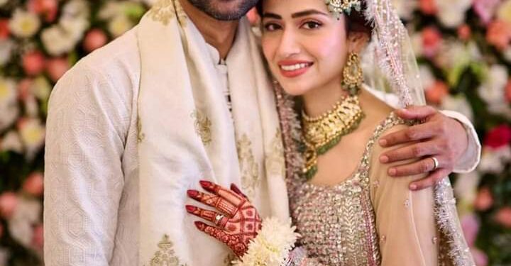 Cricketer Shoaib Malik Weds Actress Sana Javed