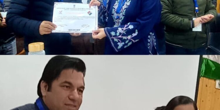 Tehsildar Kupwara felicitated for exemplary performance in SVEEP , SSR-2023