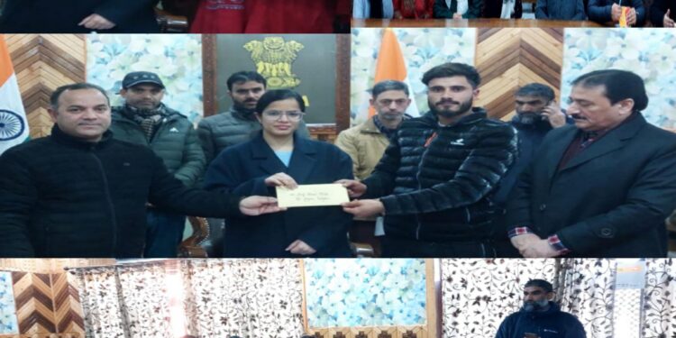 Appointment Letters Under SRO 43 handed over by DC Kupwara as goodwill gesture on Republic Day