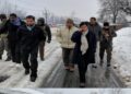 DC Kupwara inspects snow clearance work, availability of civic amenities, visits migrant coloney Nutnoosa