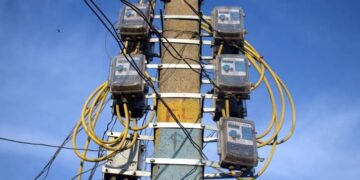 Shocker! Amid power outages smart meters continue to show increasing consumed electricity units