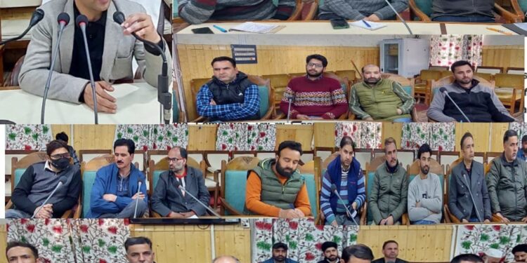Lok Sabha elections-2024: Election staff at Kupwara get training in Poll Expense Monitoring