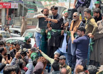 Humanize Kashmiri Youth, Instead of Labeling Them as OGWs and Anti-Nationals: Waheed Parra Urged New Delhi