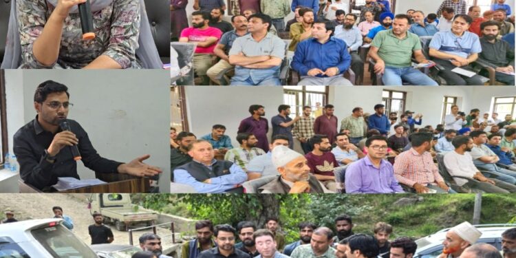 DDC Kupwara chairs Mega Block Diwas at Manigah Hyhama