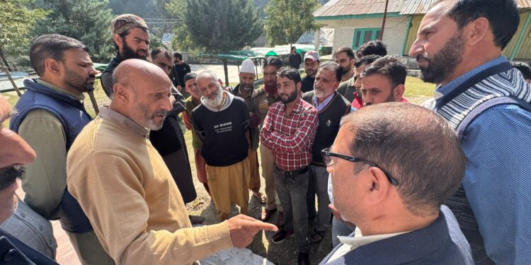Er Rashid Leads Pledge Against Drug Abuse, Urges Karnah Youth to Enforce Social Boycott of Drug Peddlers