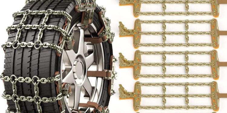 Kupwara Administration Mandates Anti-Skid Chains for Vehicles during Snowfall to Ensure Road Safety