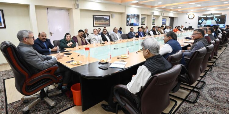 CM Omar Abdullah urges early implementation of budget proposals