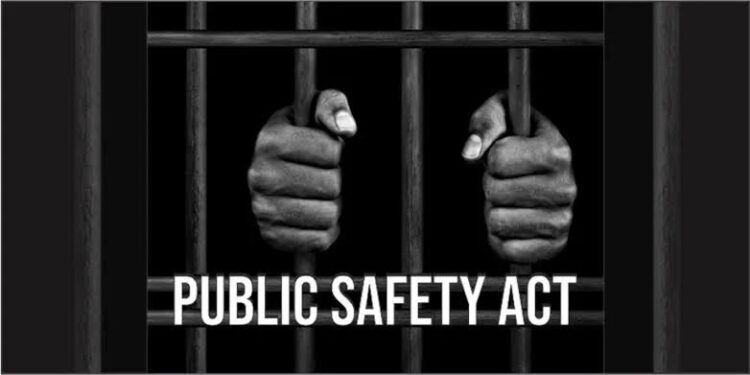 Crackdown on Timber Mafia: Three Notorious Smugglers booked Under PSA in Kupwara