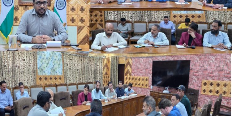 DC Kupwara Chairs Meeting to Review Sewa Parv-2025 Preparations.