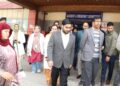 Div Com Kashmir, Deputy Commissioner Srinagar Visit SMHS, Ujala Hospitals; enquire about well-being of injured persons