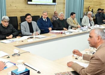 LG Manoj Sinha Reviews Home Department, Stresses Faster Execution of Security and Prison Projects