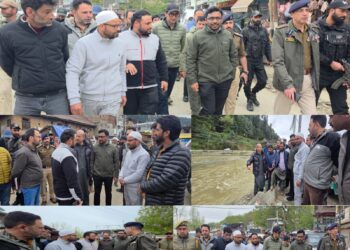 DC and SSP Kupwara Reviews Traffic management in Kupwara Town