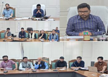 DC Kupwara Chairs Meeting to Review Implementation of Mission Gyan Bhartam