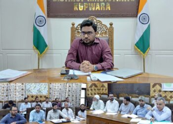 DC Kupwara Reviews Progress under HADP/JKCIP and Functioning of Kisan Khidmat Ghars